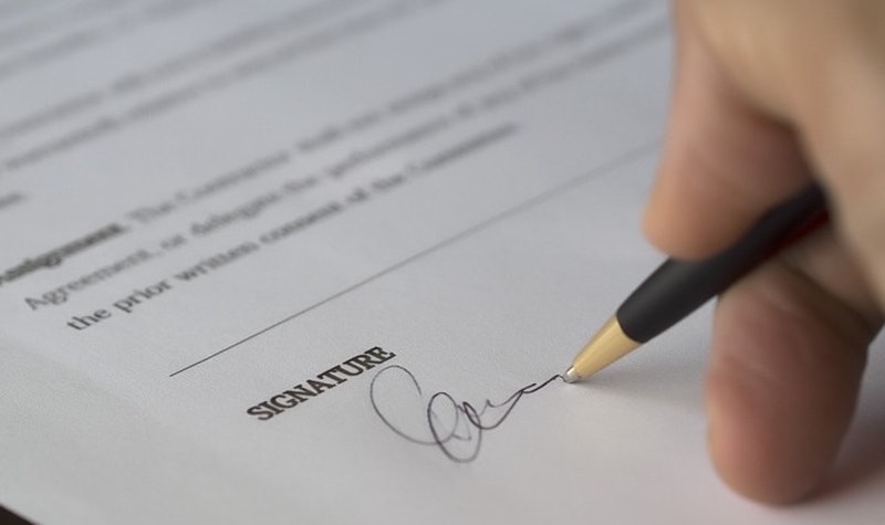 Goodbye lenin essay plan picture